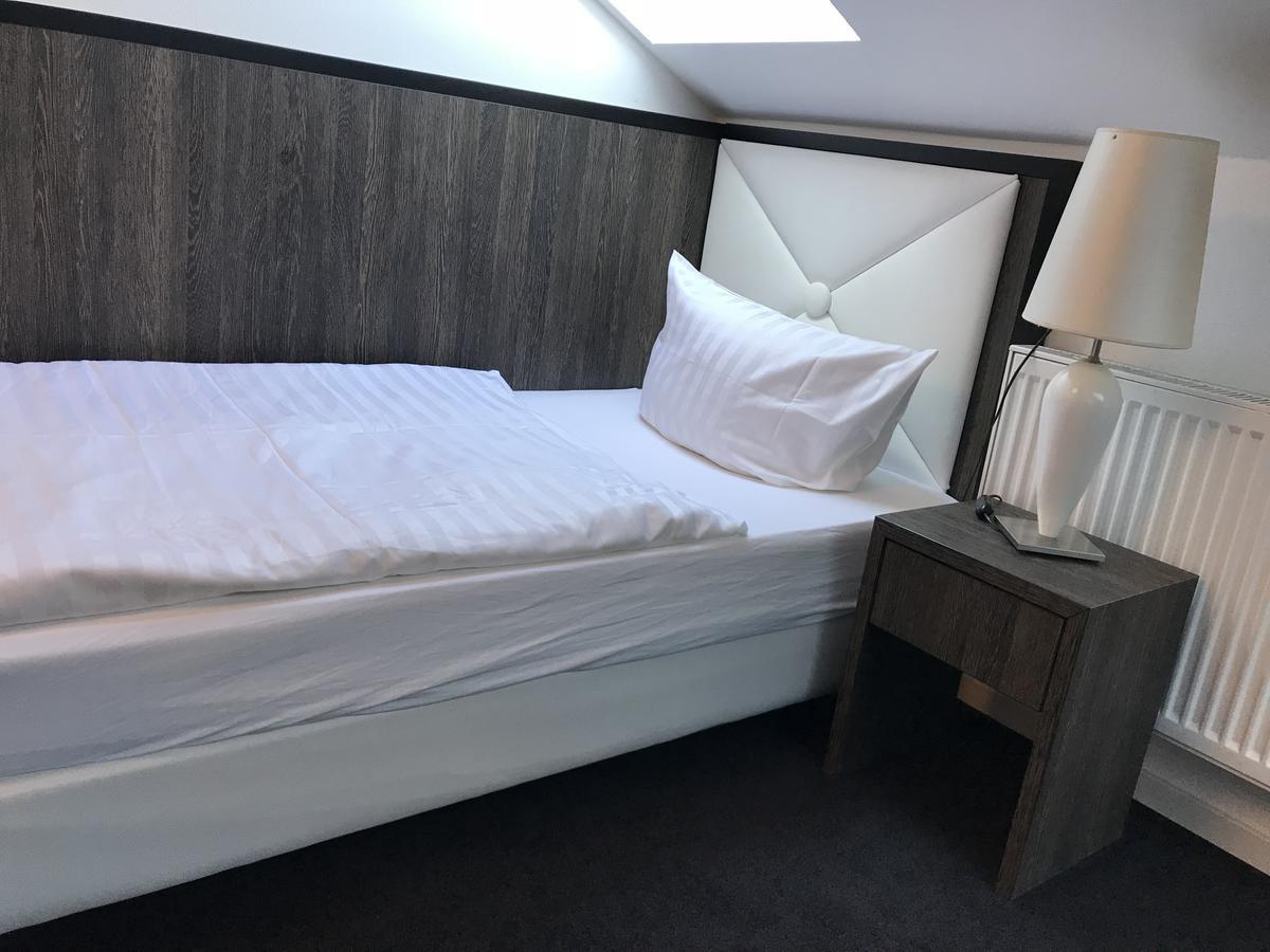 Cs Hotel Schweiger Eichstatt Bagian luar foto